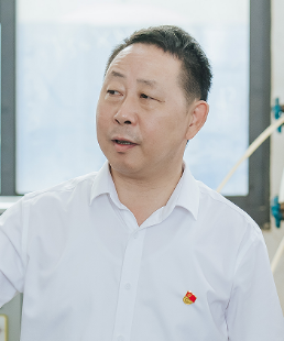 俞新春